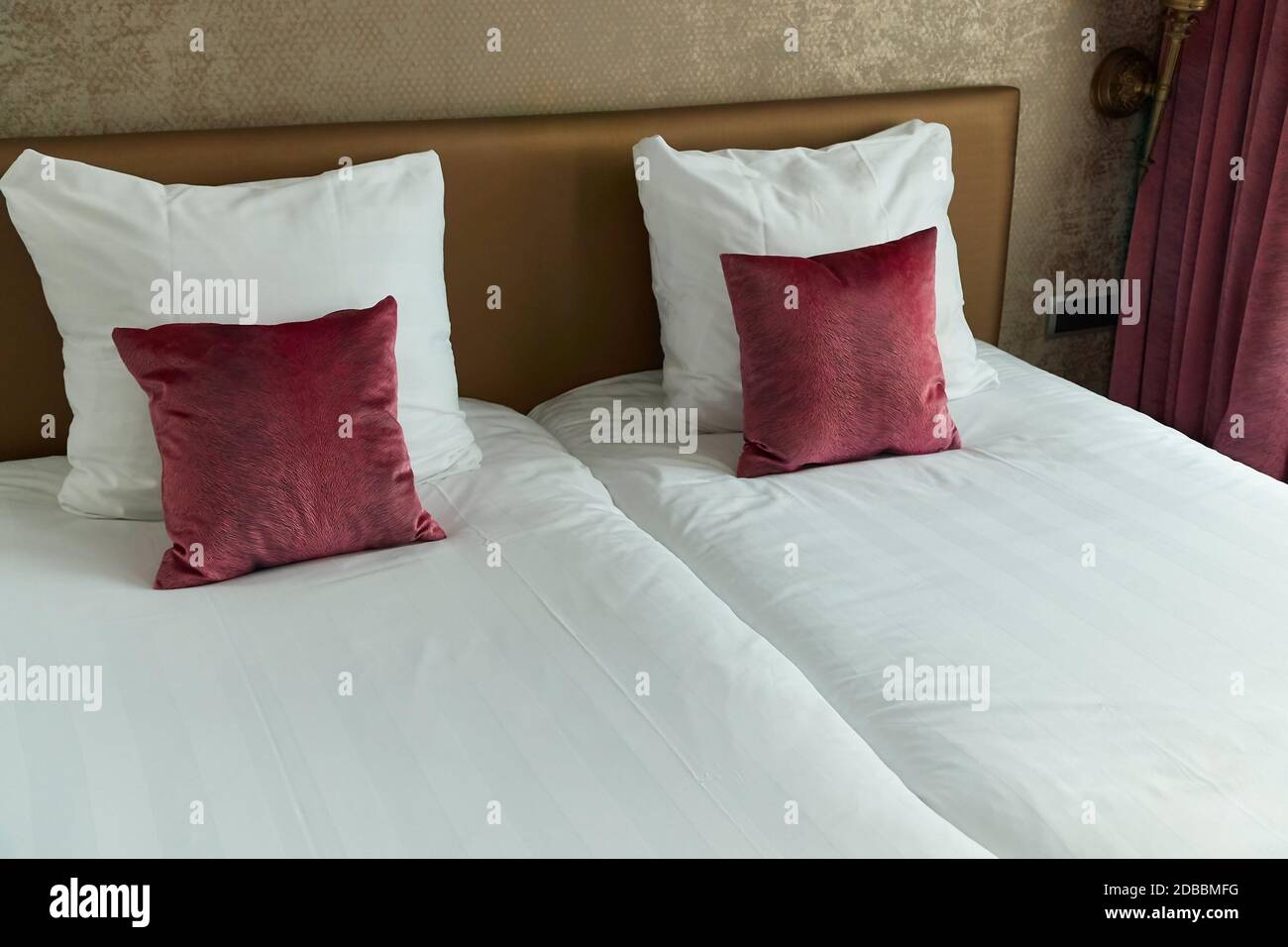 Double bed in a hotel room Stock Photo Alamy