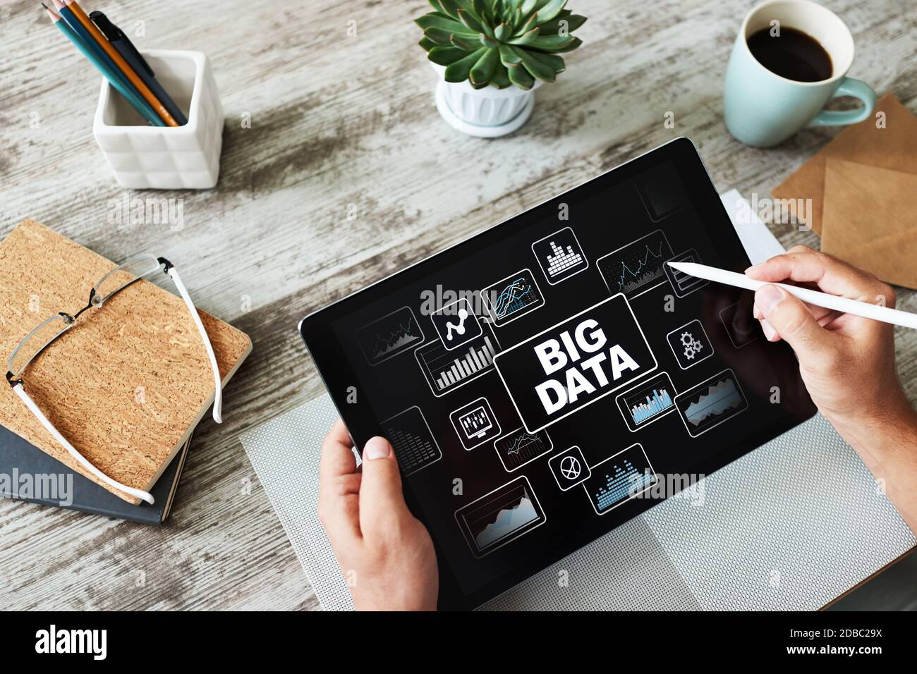 BIG DATA standard methods and tools complex to manipulate or interrogate. Internet and technology concept Stock Photo