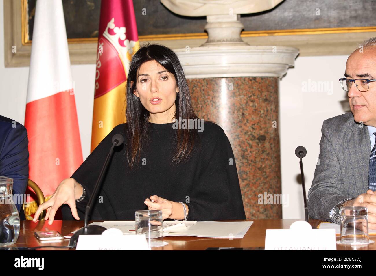 Virginia raggi donna hi-res stock photography and images - Alamy