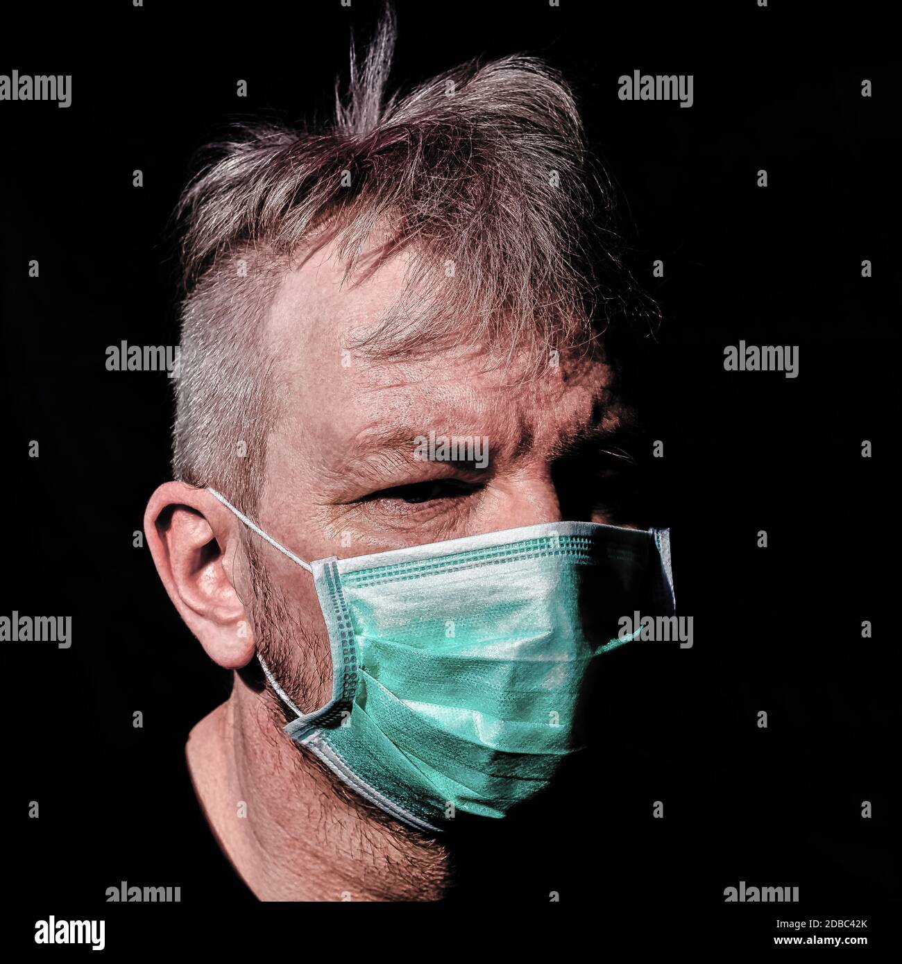 Male with mask hi-res stock photography and images - Alamy