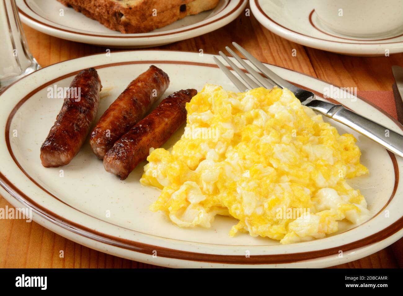 Sausage and scrambled eggs hi-res stock photography and images - Alamy