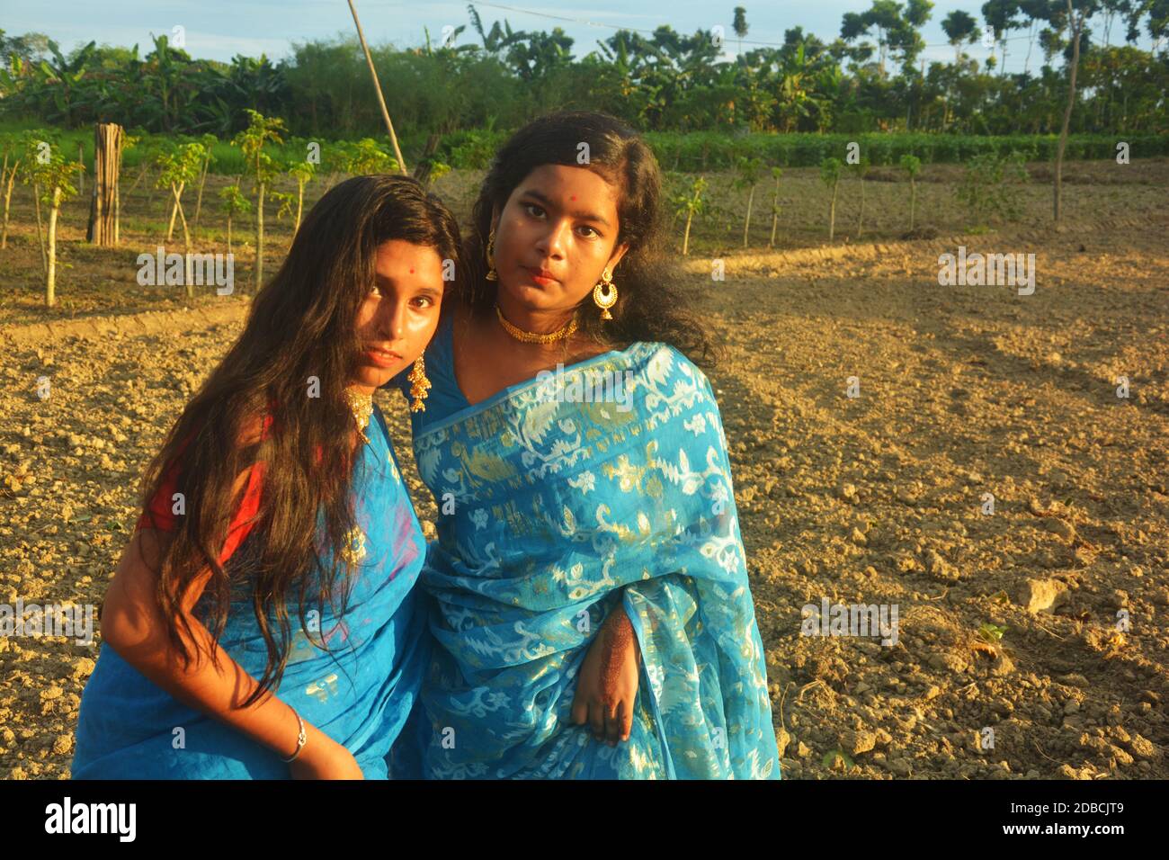 Friends fun two indian teenage girls together hi-res stock photography and  images - Alamy