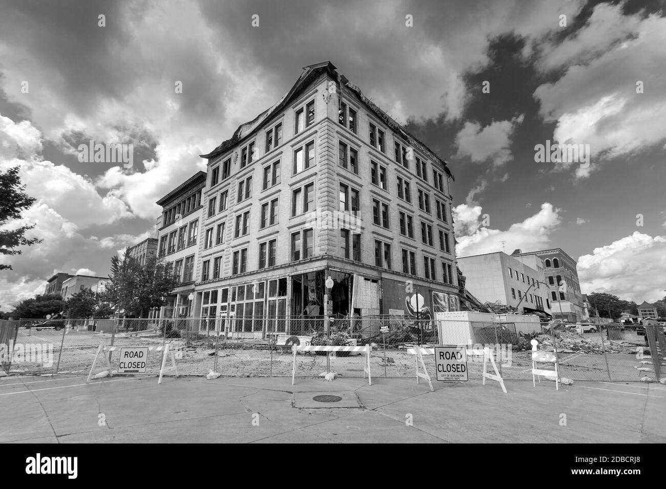 Tama Building complex in Burlington, Iowa destroyed by fire during