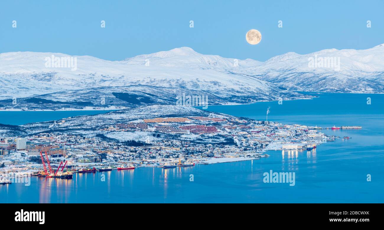 Norwegian full moon hires stock photography and images Alamy