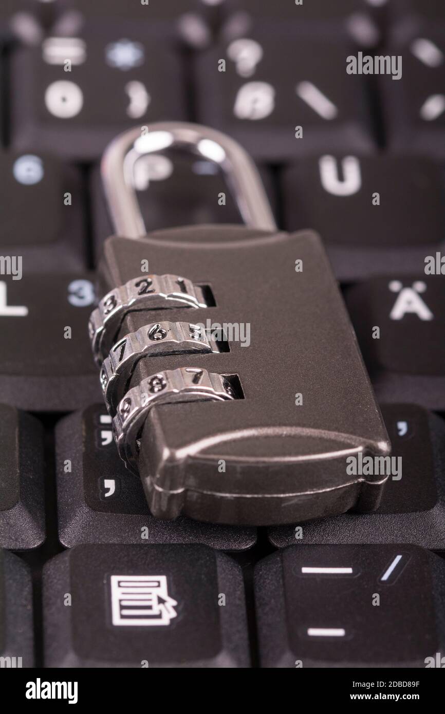 A padlock on a keyboard symbol foto save Stock Photo Alamy