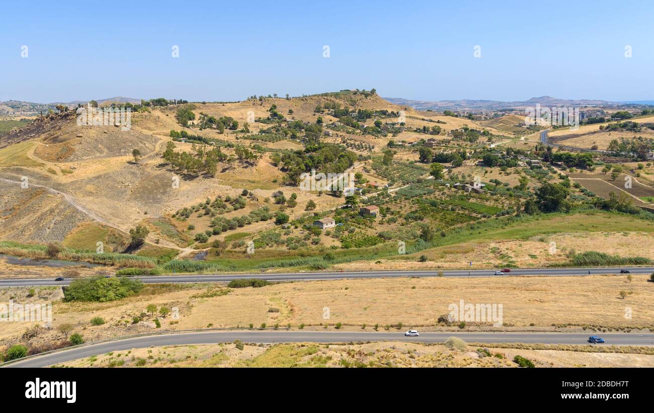 Ground sicily rural landscape hi-res stock photography and images - Alamy