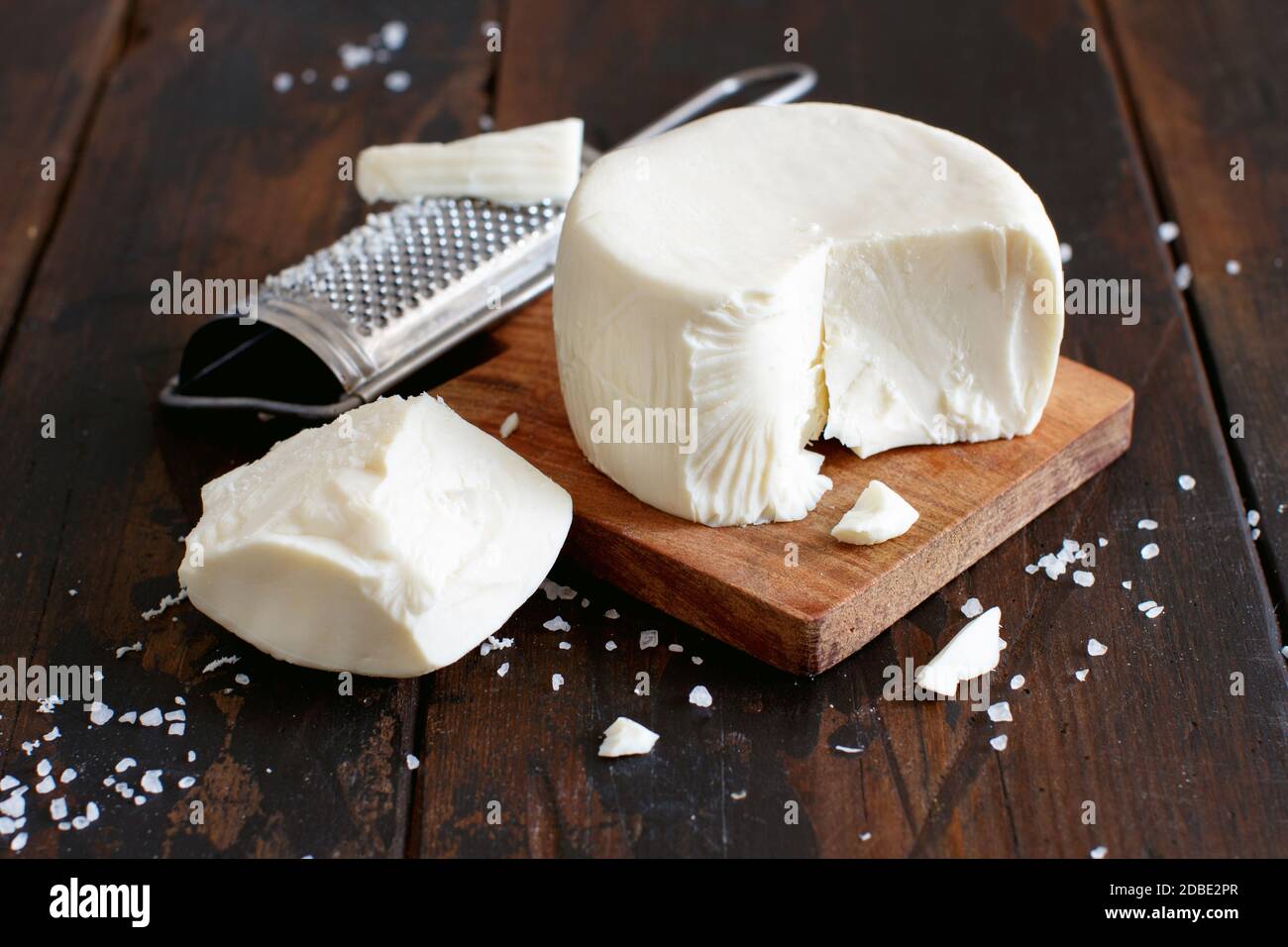 Cacio Ricotta Flakes Cacio ricotta hi-res stock photography and images - Alamy