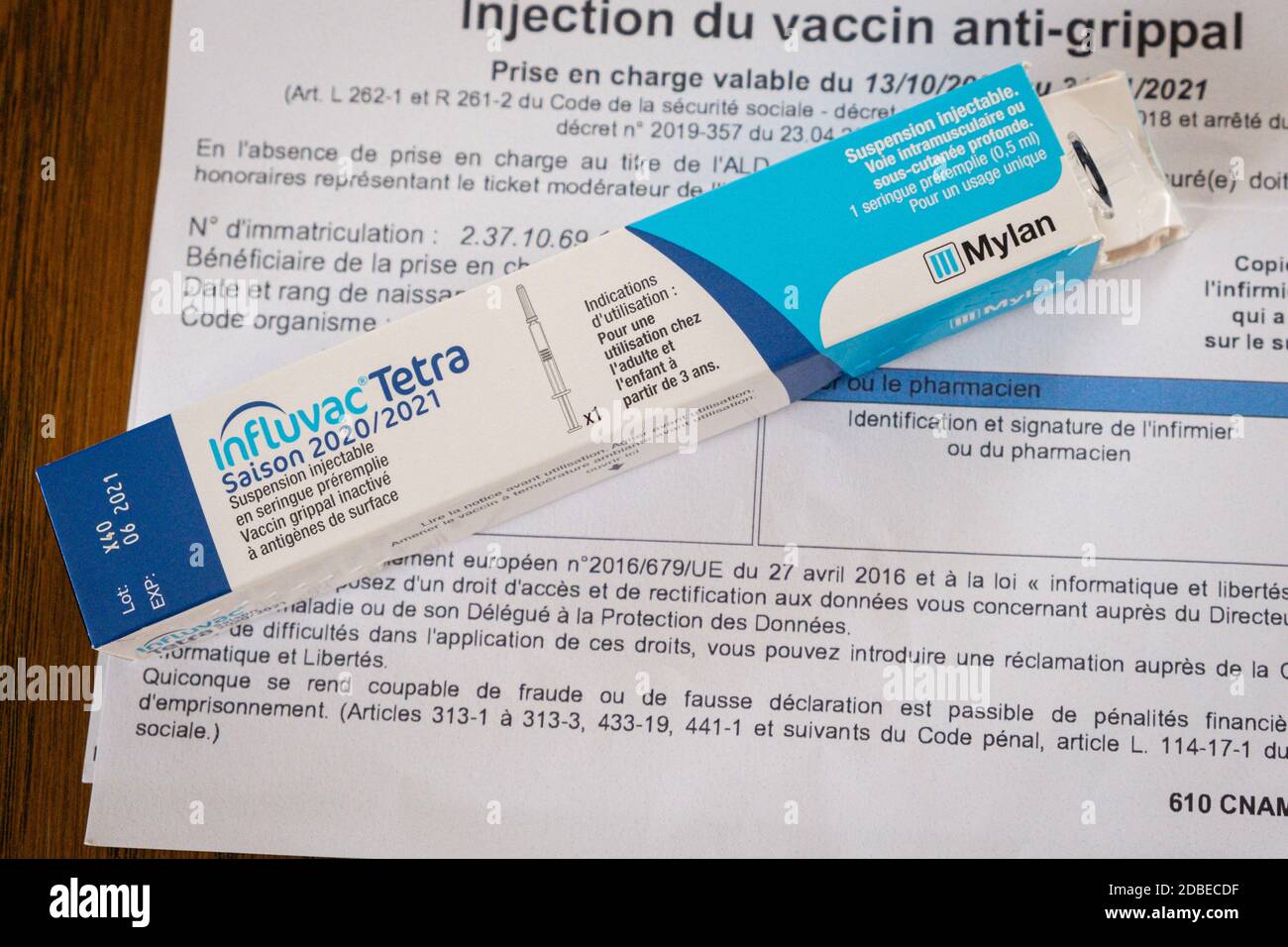 Influenza Vaccine High Resolution Stock Photography And Images Alamy