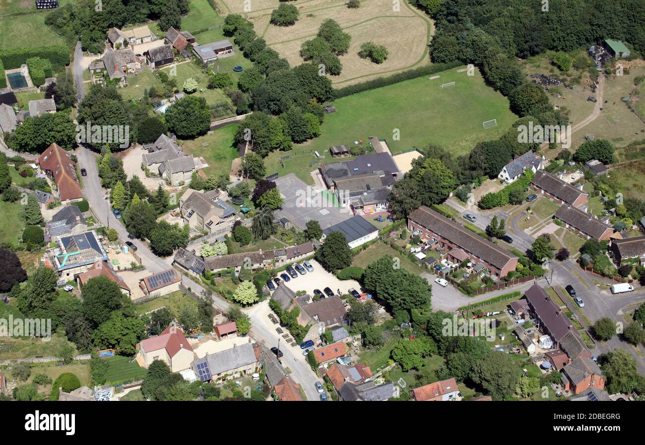 aerial view of Longworth Undenominational Primary School, Oxfordshire Stock Photo