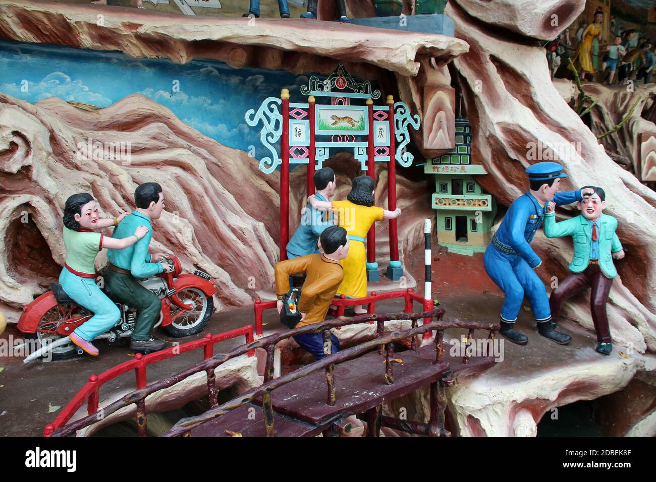 diorama with chinese characters at haw par villa in singapore Stock Photo Alamy