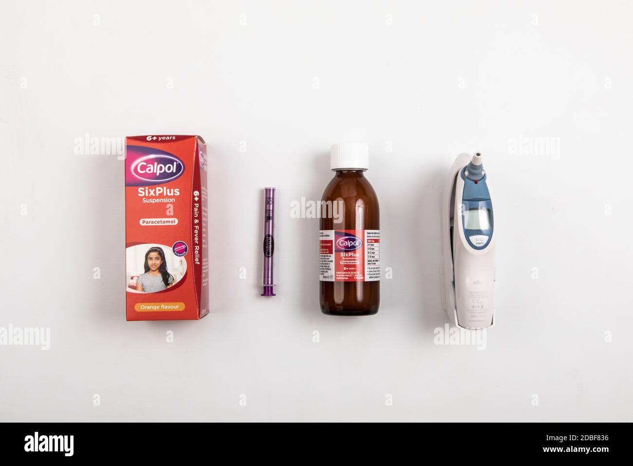 Calpol kids medicine and thermometer Stock Photo Alamy