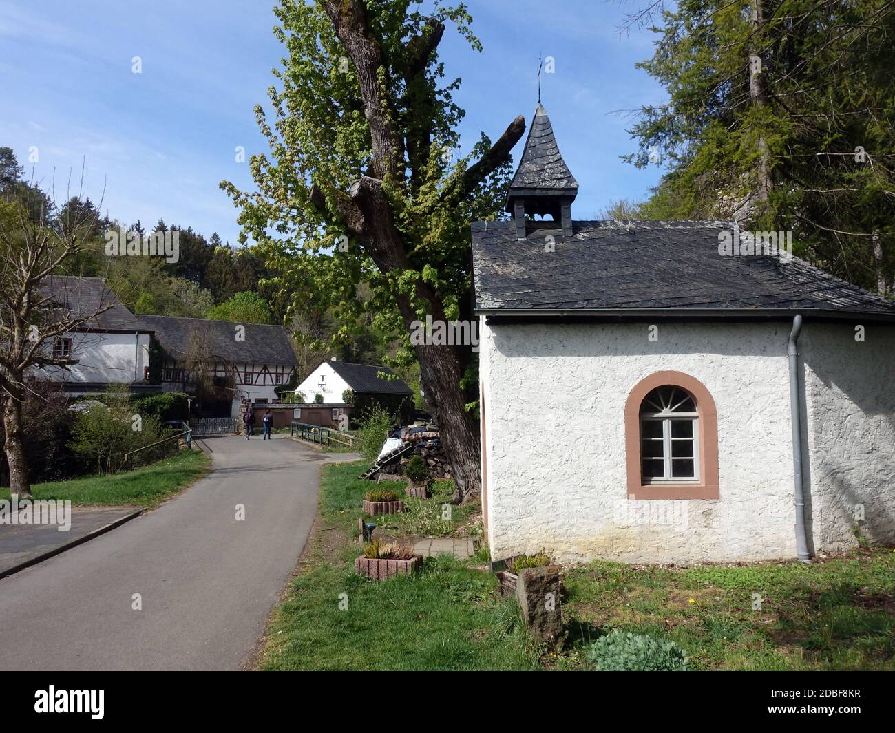 Wegekapelle an der Nohner Mühle, Üxheim, Rheinland-Pfalz, Deutschland Stock Photo