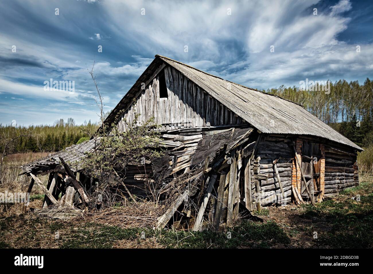 Old ruined abandoned rural house in countryside Stock Photo - Alamy