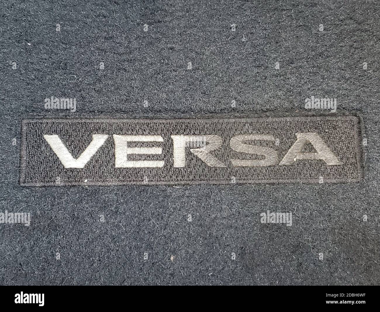 Close-up of a Nissan Versa automobile label, Walnut Creek, California, October 23, 2020. () Stock Photo