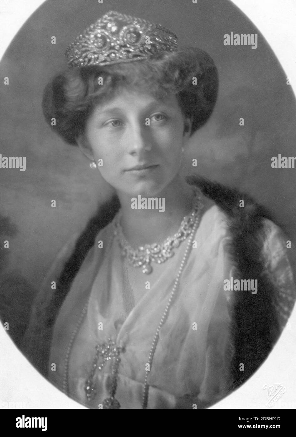 The portrait shows Princess Victoria Louise of Prussia in 1913, when she married the Duke of Brunswick, Ernst August. Photo taken by the court photographer E. Bieber in Hamburg. Stock Photo