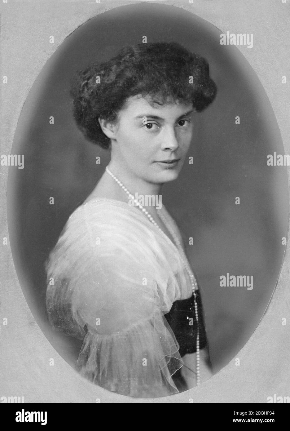 Portrait of crown princess Cecilie of Mecklenburg from 1914. Stock Photo