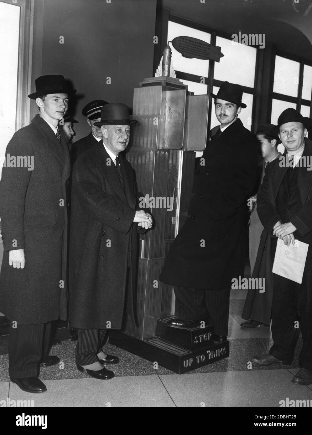 Felix von Habsburg, the former Governor of New York Alfred E. Smith and Otto von Habsburg (from left) during a visit to the Empire State Building in New York. Stock Photo