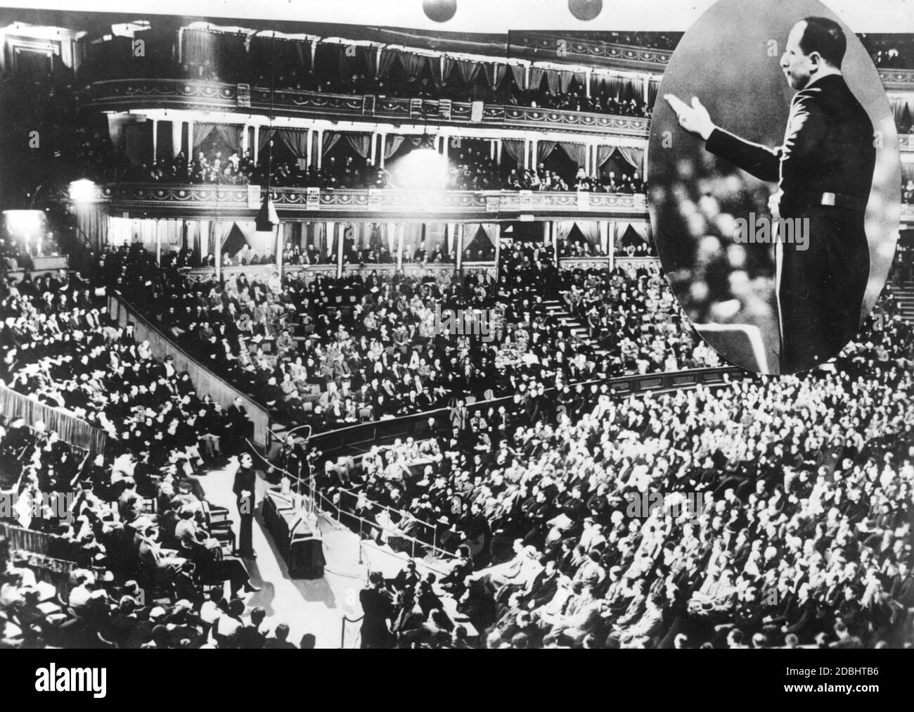 'Oswald Mosley (small picture), leader of the ''British Union of Fascists'' (BUF), speaking at a fascist rally in the Royal Albert Hall.' Stock Photo