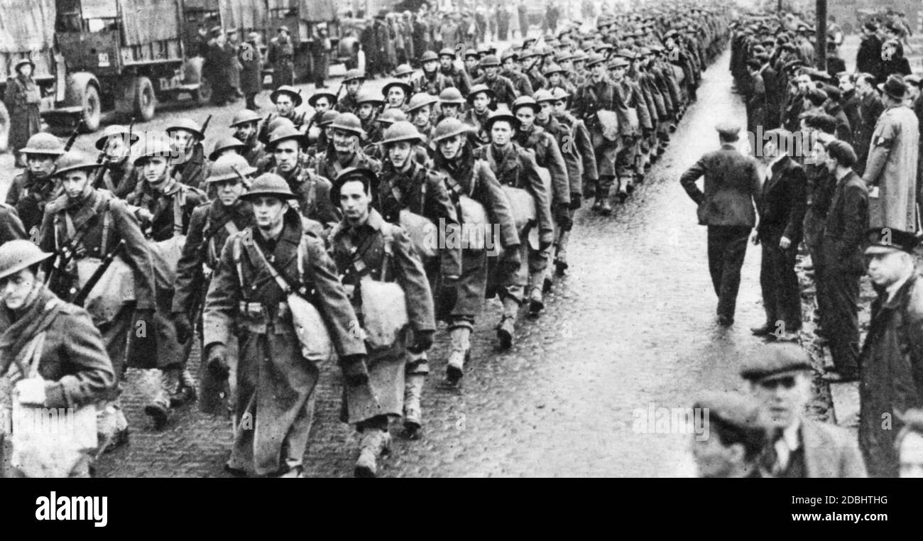 Arrival of american troops hi-res stock photography and images - Alamy