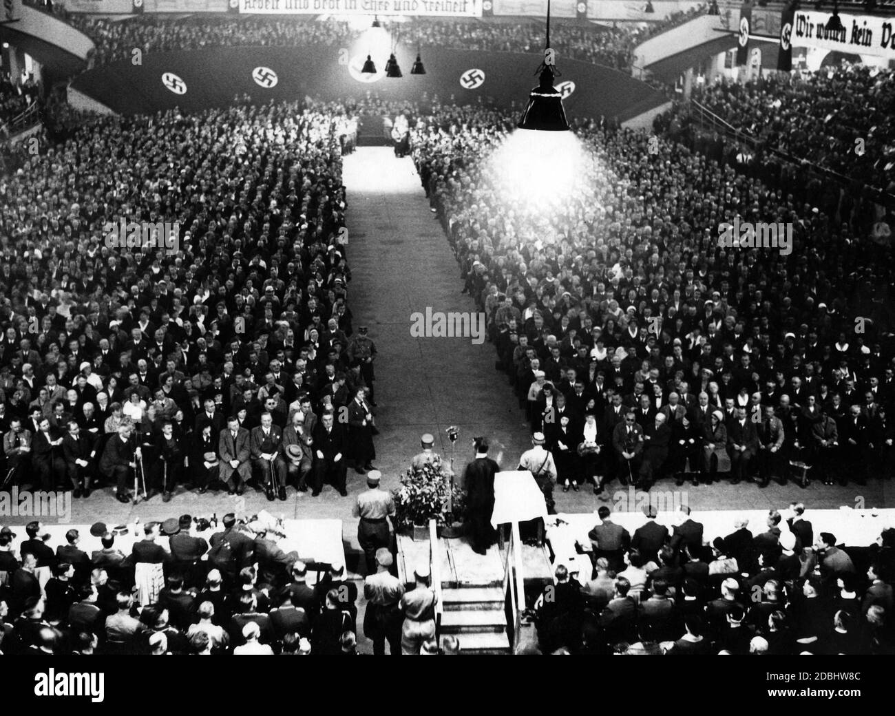 Joseph Goebbels speaks at the Berlin Sportpalast during the campaign for the Reichstag elections of 11 December 1933 and the referendum on the withdrawal from the League of Nations. Stock Photo