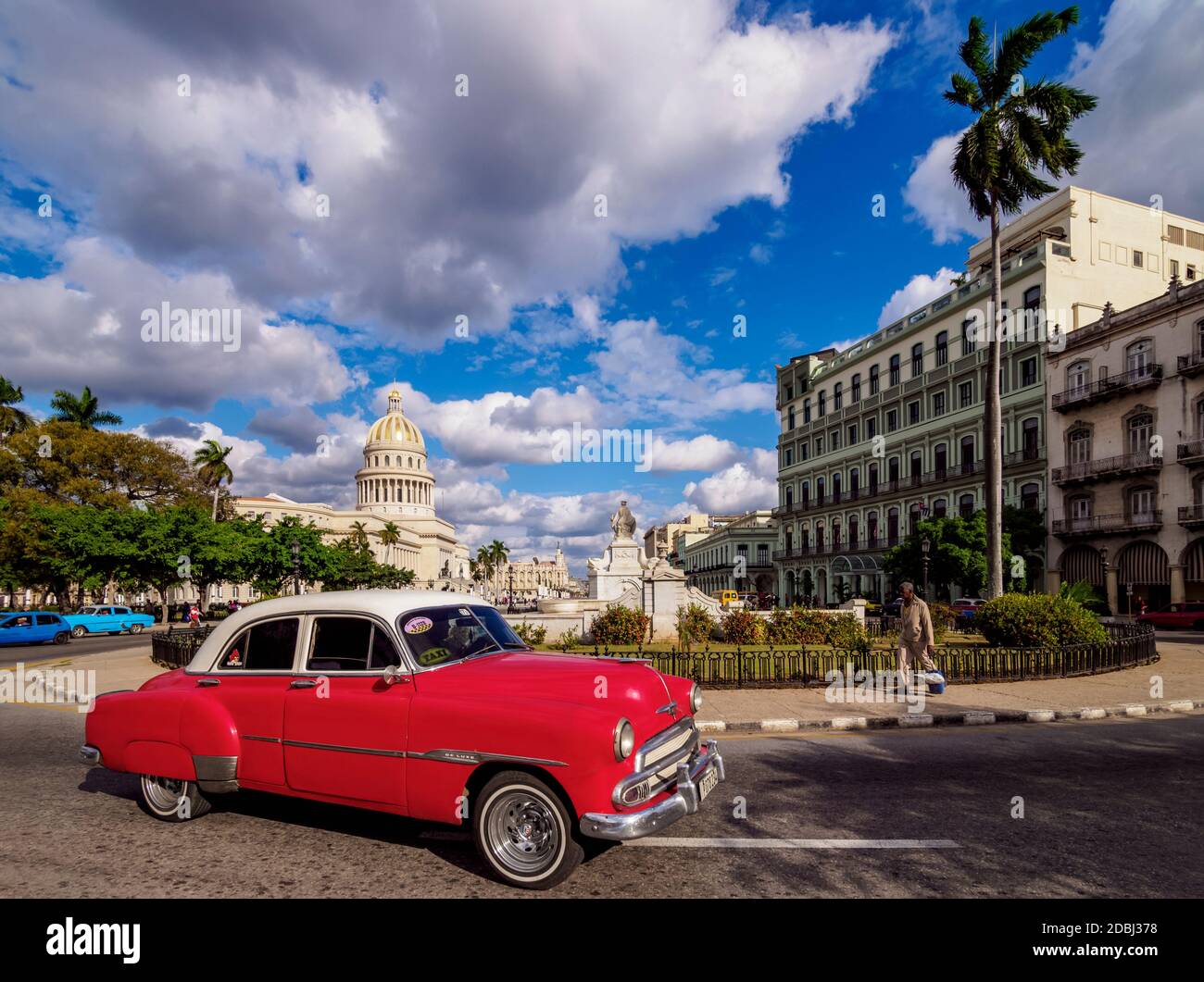 Vintage car at Paseo del Prado, Havana, La Habana Province, Cuba, West Indies, Central America Stock Photo