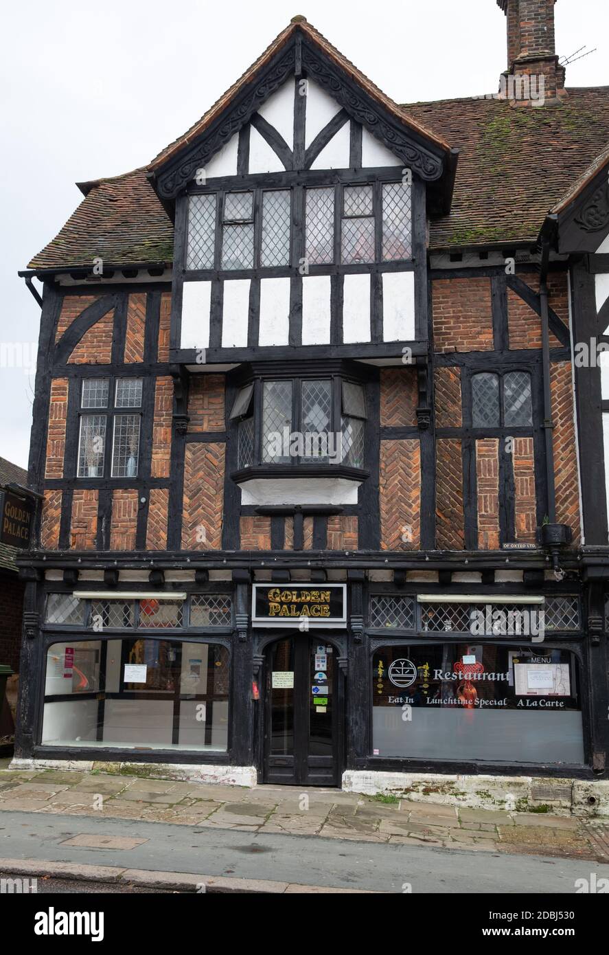Golden Palace chinese restaurant in Station Road West, Oxted, Surrey Stock Photo