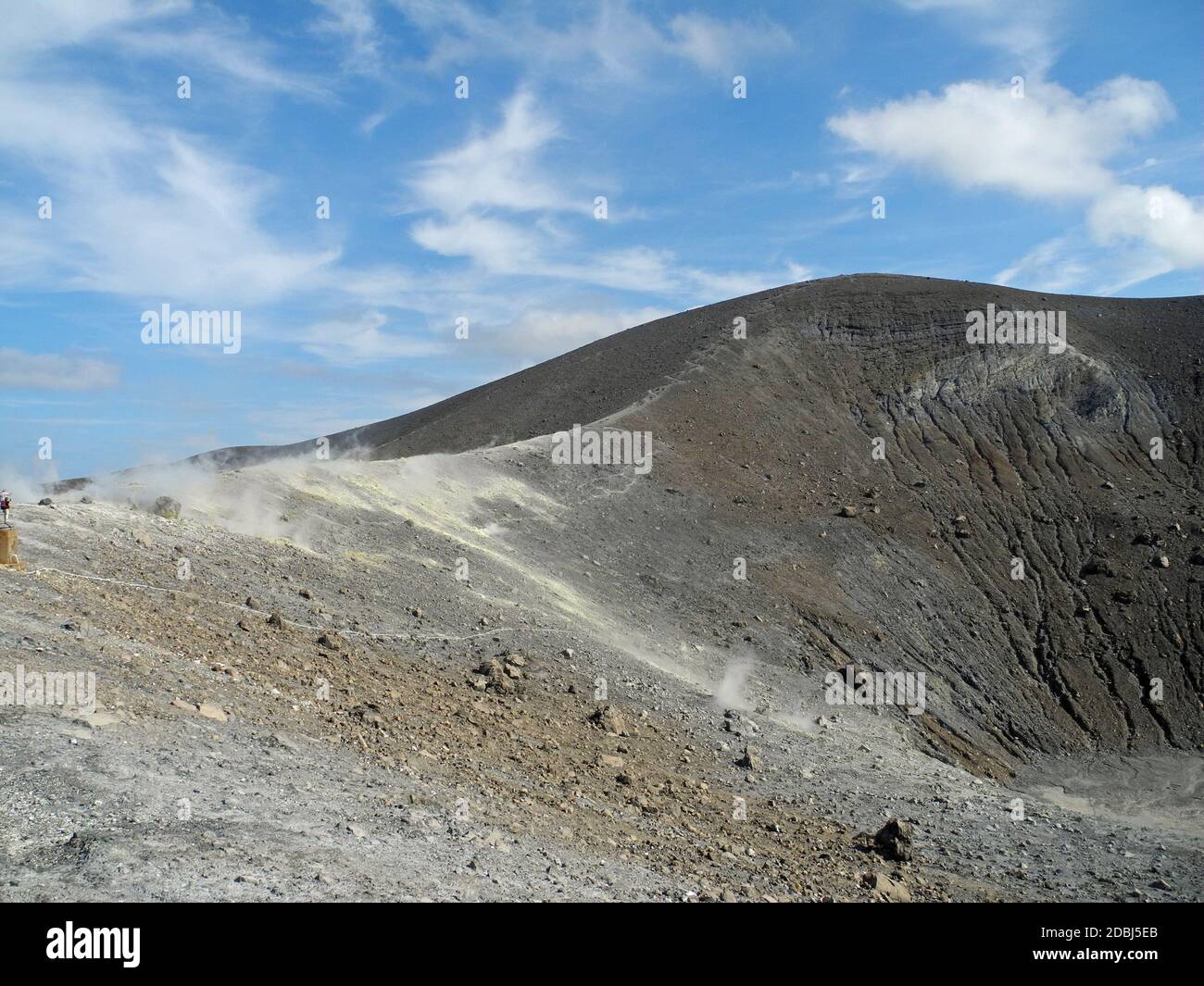 Vulkankrater auf Vulcano Stock Photo