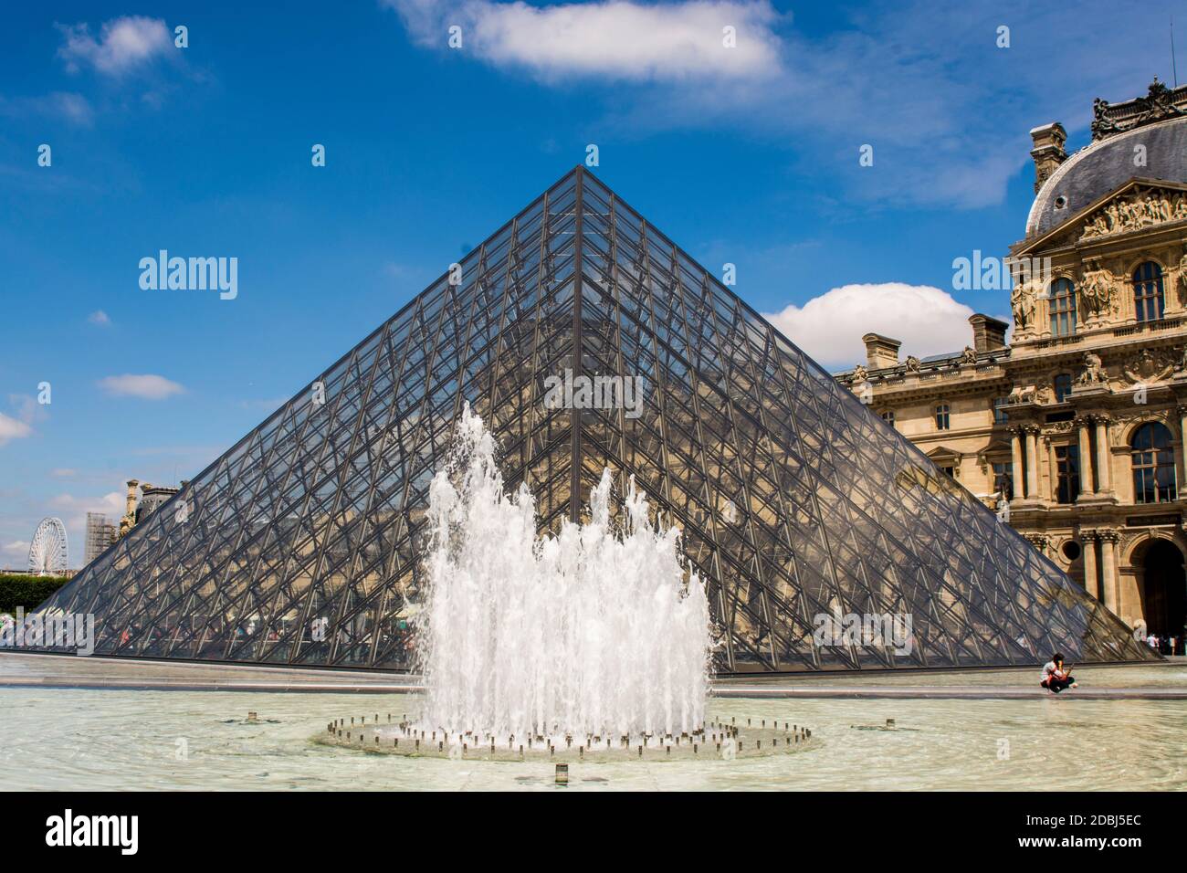 Leoh Ming Pei glass Pyramid in Napoleon Courtyard, The Louvre, Paris, France, Europe Stock Photo