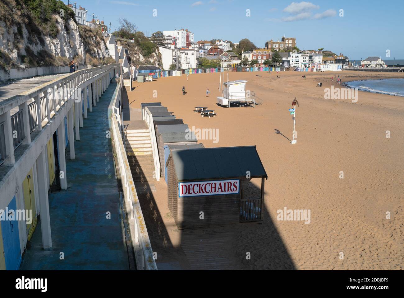 Broadstairs Beach Hut High Resolution Stock Photography and Images Alamy