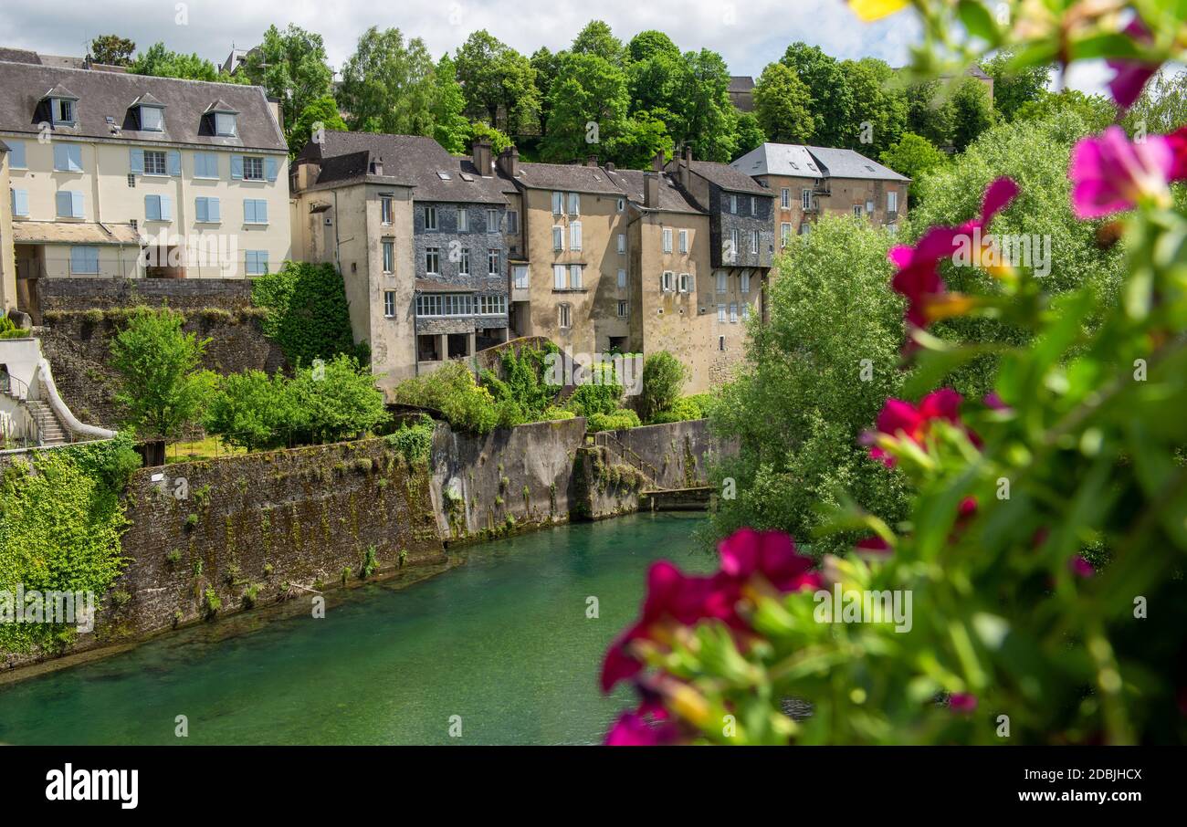 Girls Oloron-Sainte-Marie