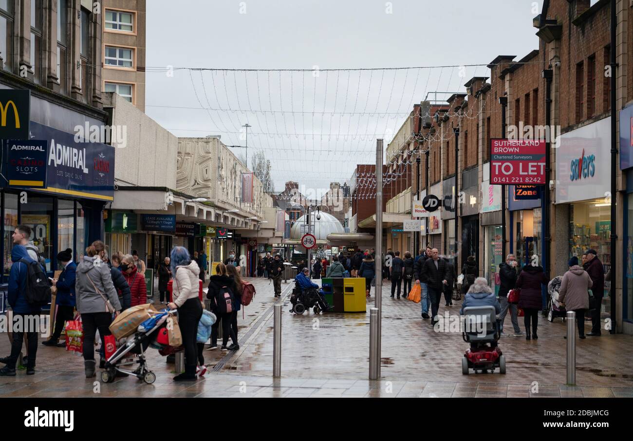 Motherwell, Scotland, UK. 1 November 2020. The Scottish Government today announced that from Friday 20 November, the most severe level 4 lockdown will be introduced in eleven Scottish council areas. This means non essential shops will close and bars, restaurants and cafes. Pictured; General view of Motherwell Shopping Centre arcade.    Iain Masterton/Alamy Live News Stock Photo