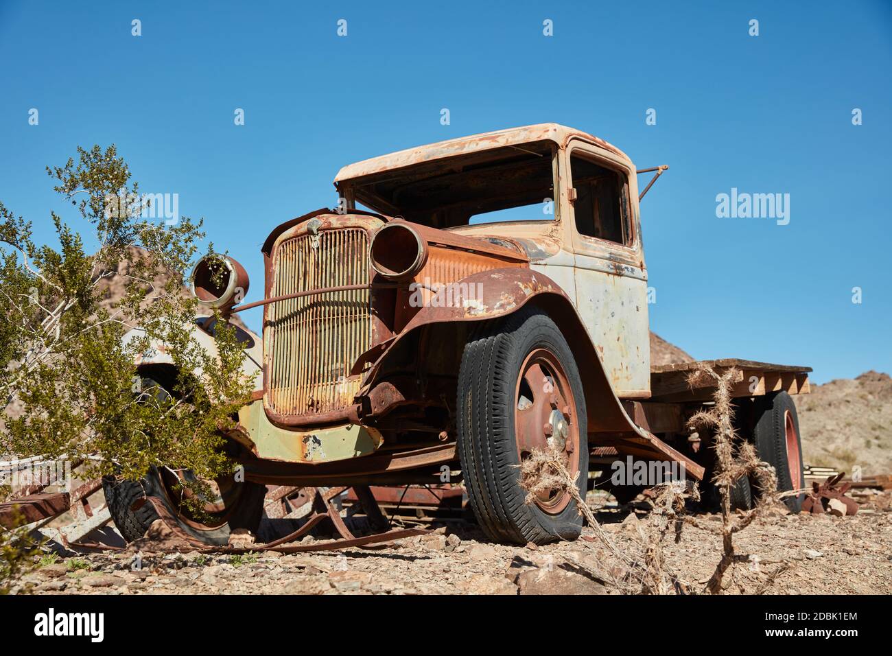 Abandoned Ford flatbed truck in the Arizona desert near the Nellie E Saloon. Stock Photo