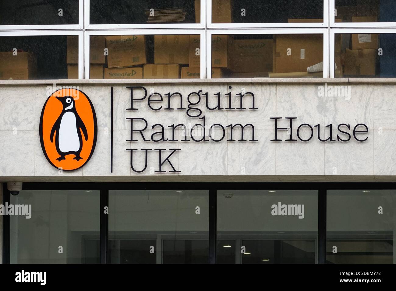 Penguin Random House, logo of publishing company, London UK Stock Photo