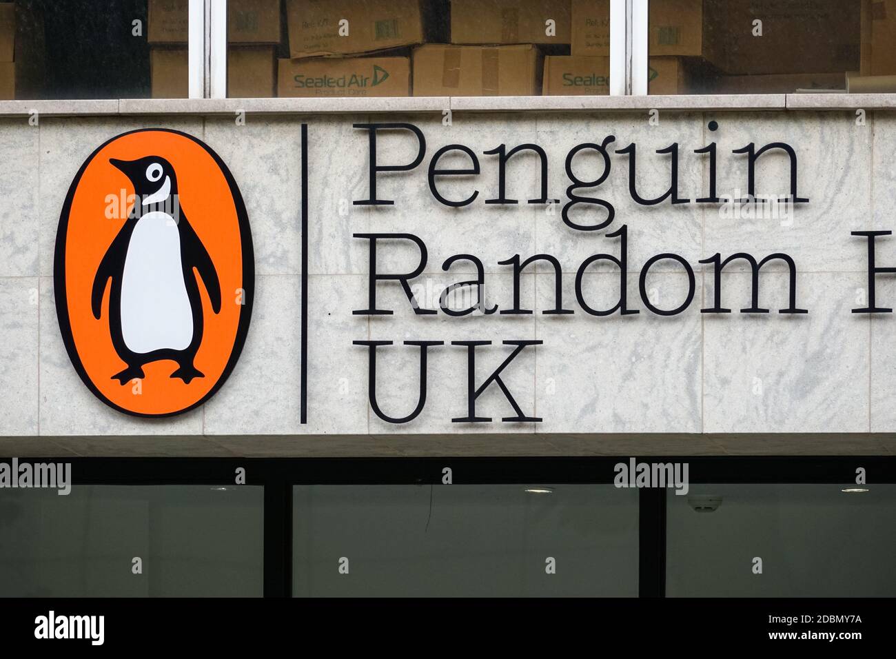 Penguin Random House, logo of publishing company, London UK Stock Photo
