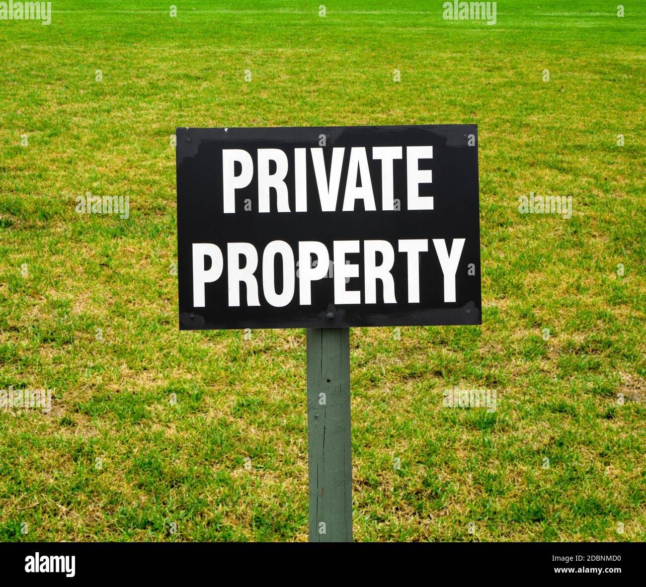 Private property. Частная собственность табличка. Частная собственность картинки. Частная территория табличка.