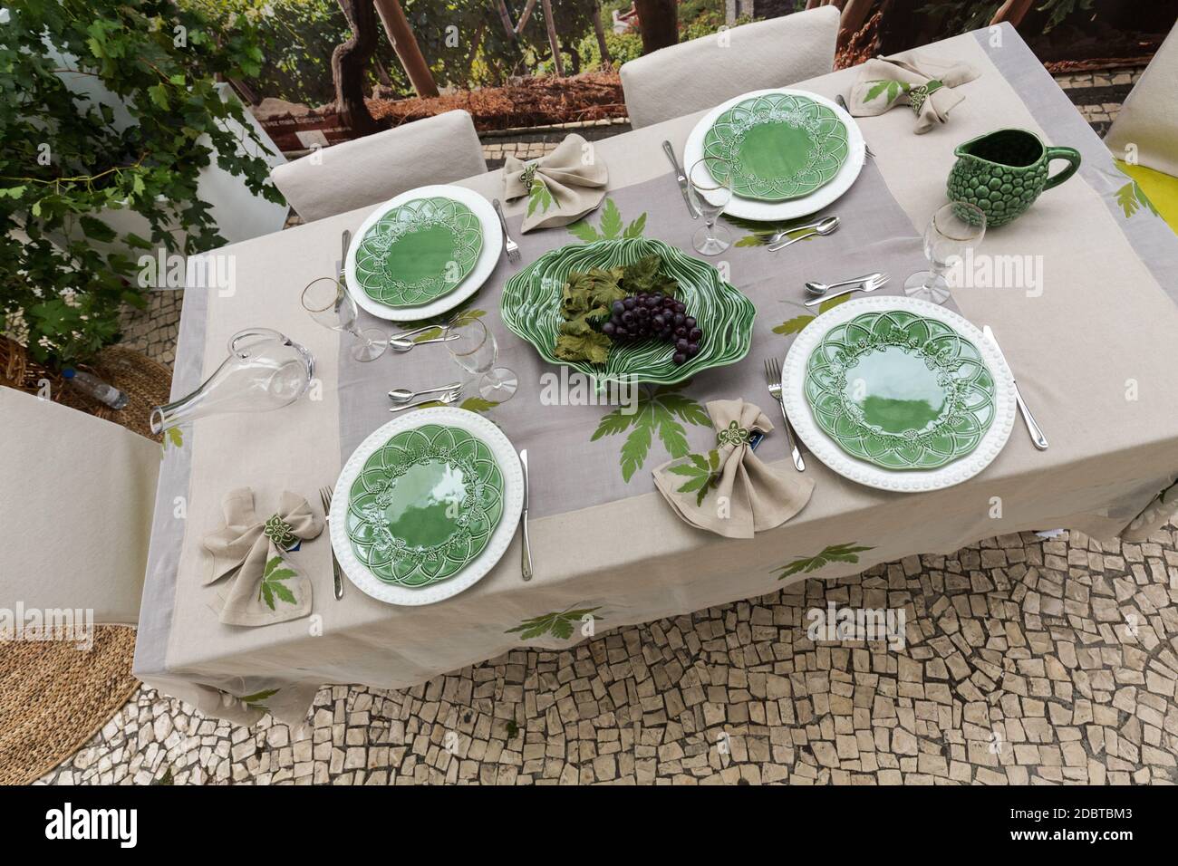 Arrival Of Guests High Resolution Stock Photography and Images - Alamy