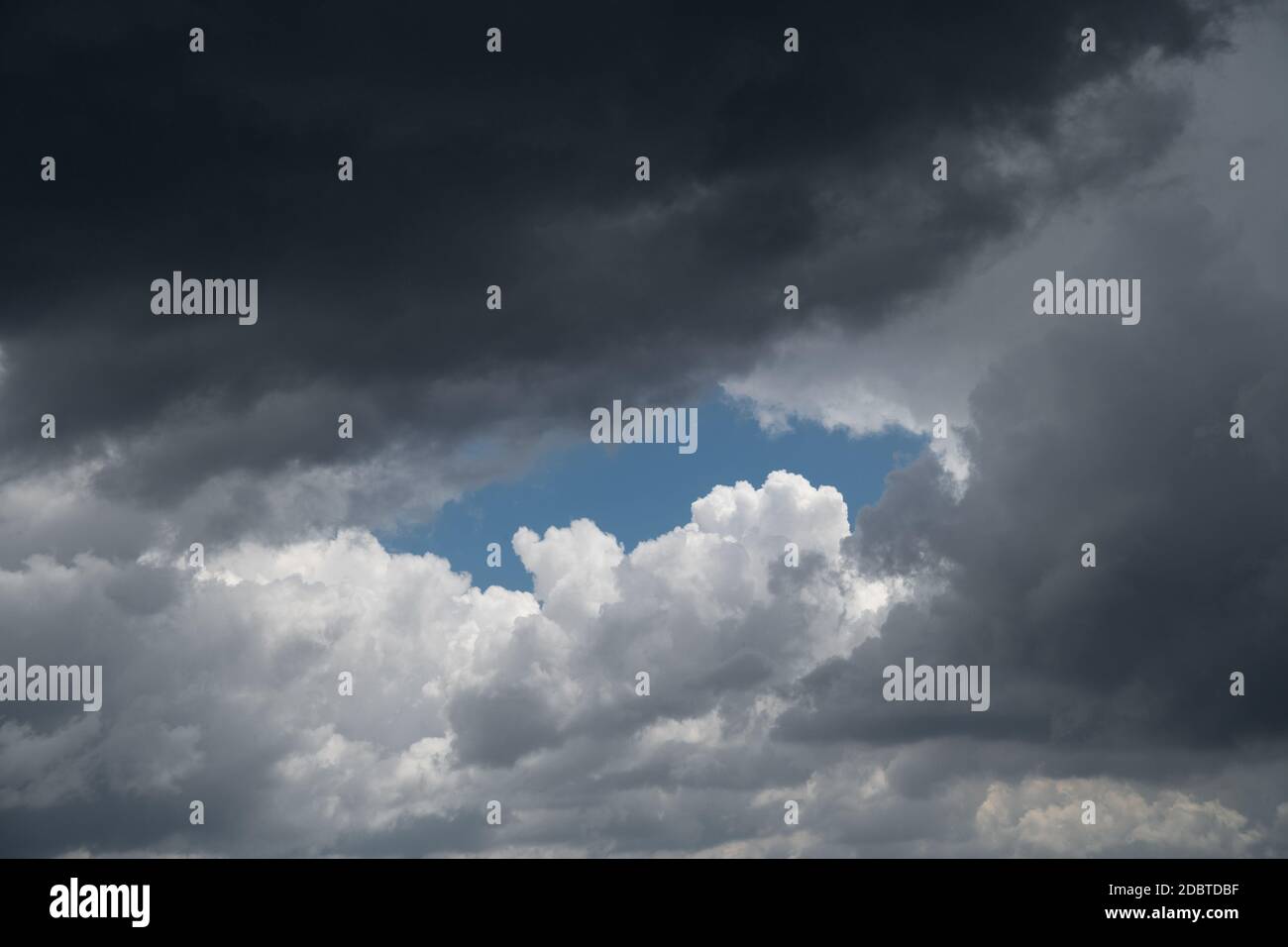 Dramatic Sky With Dark Storm Clouds, rain will come Stock Photo - Alamy