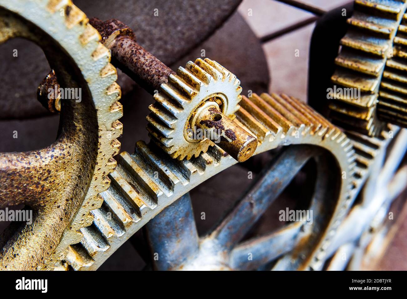 gears and bearings Stock Photo Alamy