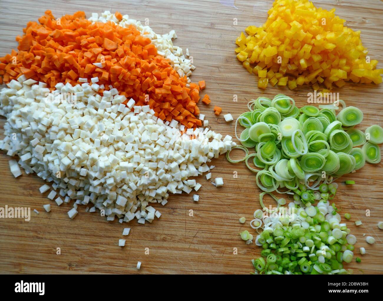finely chopped vegetables Stock Photo - Alamy