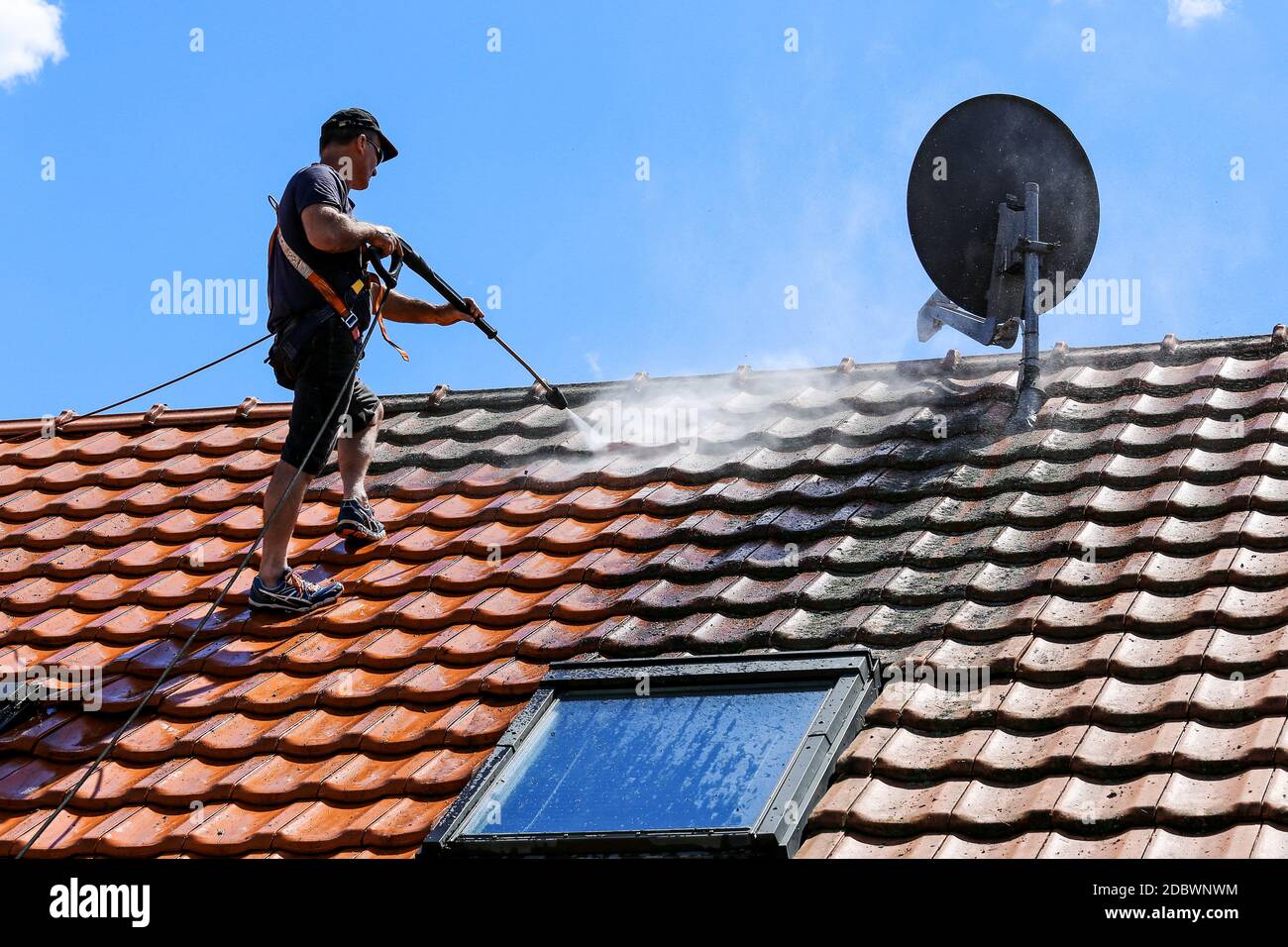 How To Clean Roof Tiles Without A Pressure Washer? Cleanestor