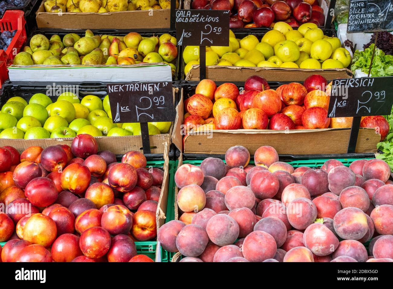 Peaches, pears and nectarines, fruits hi-res stock photography and images -  Alamy