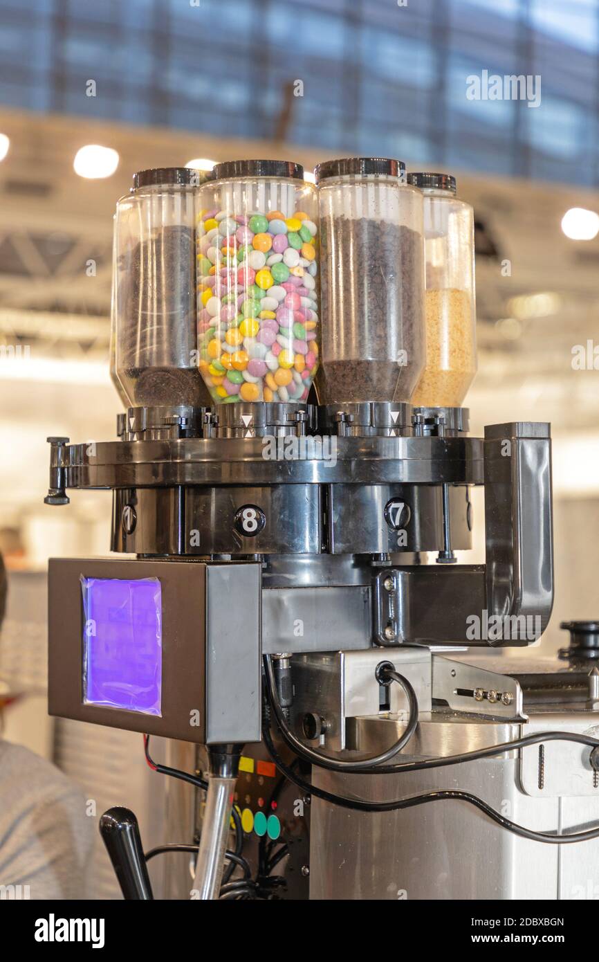 Automatic Dry Food Toppings Dispenser Machine Stock Photo Alamy