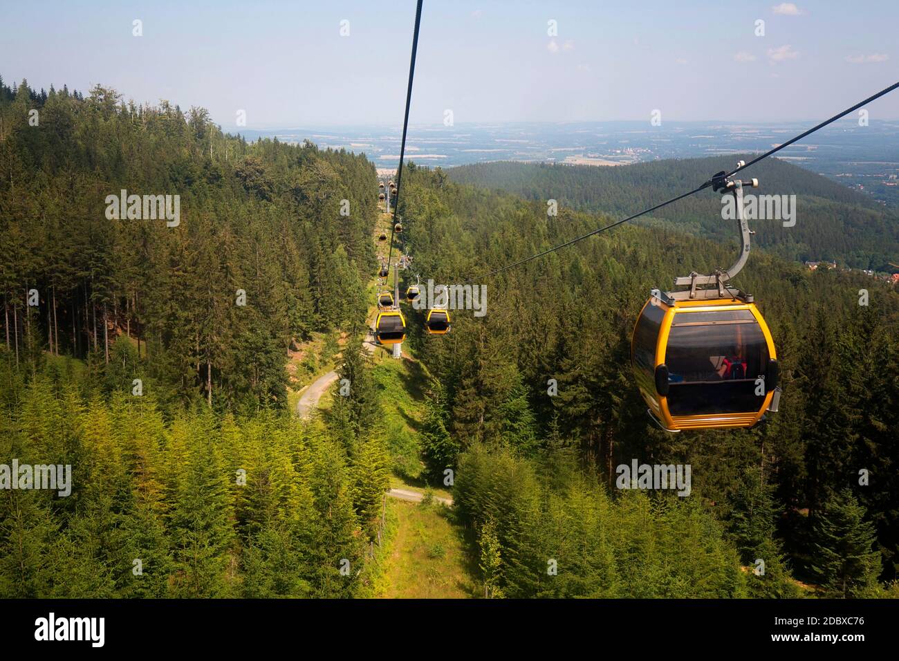 Gondola lift cabin hi-res stock photography and images - Alamy