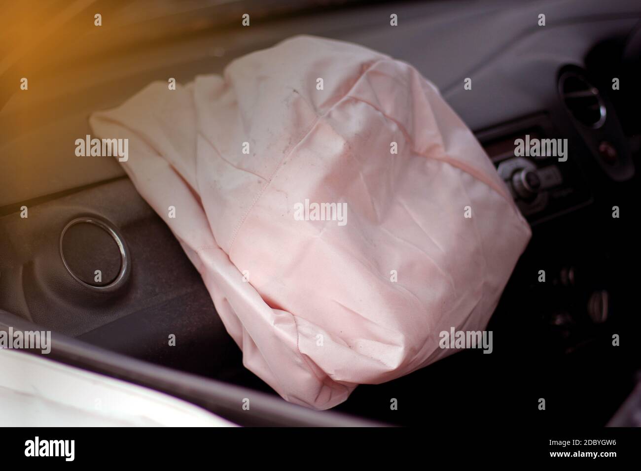 Crash test airbag hires stock photography and images Alamy