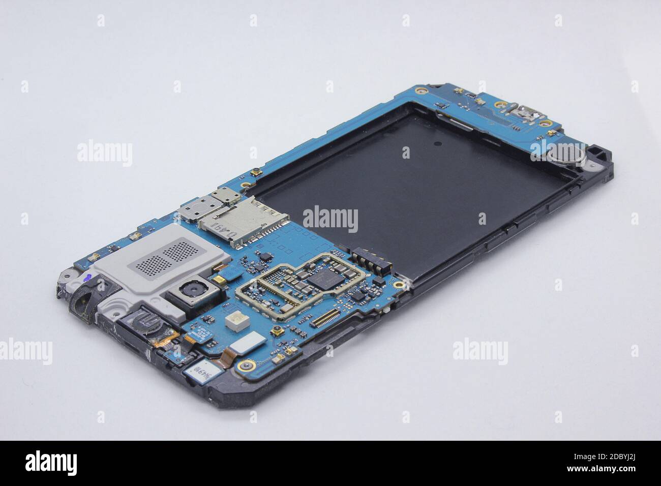 Mobile phone repair hi-res stock photography and images - Alamy