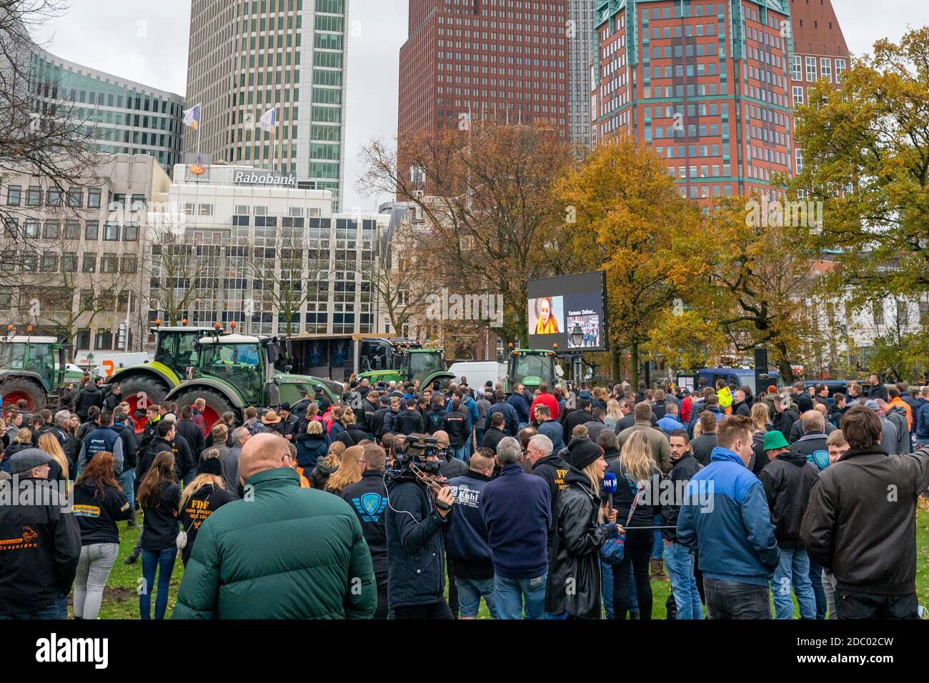 THE HAGUE, NETHERLANDS - NOVEMBER 17: Farmers are seen during a farmers protest against nitrogen policies at the Malieveld on November 17, 2020 in The Hague, Netherlands. (Photo by Jeroen Meuwsen/Orange Pictures) Stock Photo