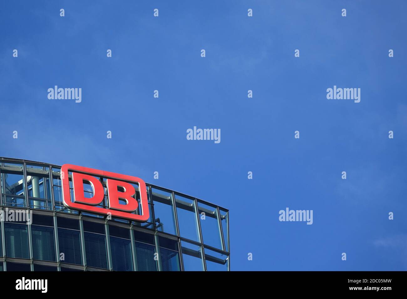 Db bahn logo hi-res stock photography and images - Alamy