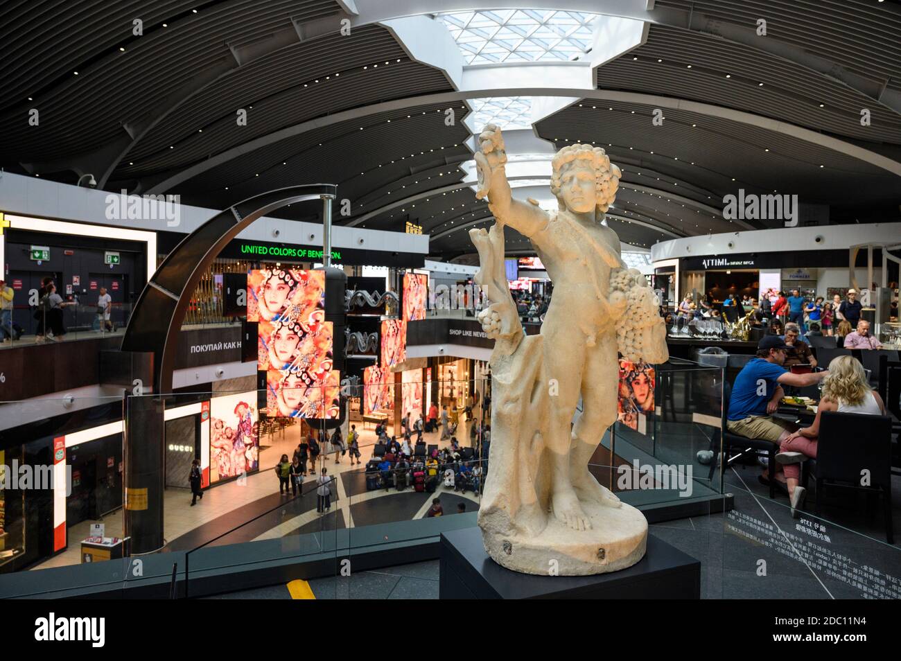 Rome. Italy. Ancient Roman statue on display at Roma Fiumicino Leonardo da Vinci International Airport. (Aeroporto internazionale Leonardo da Vinci). Stock Photo