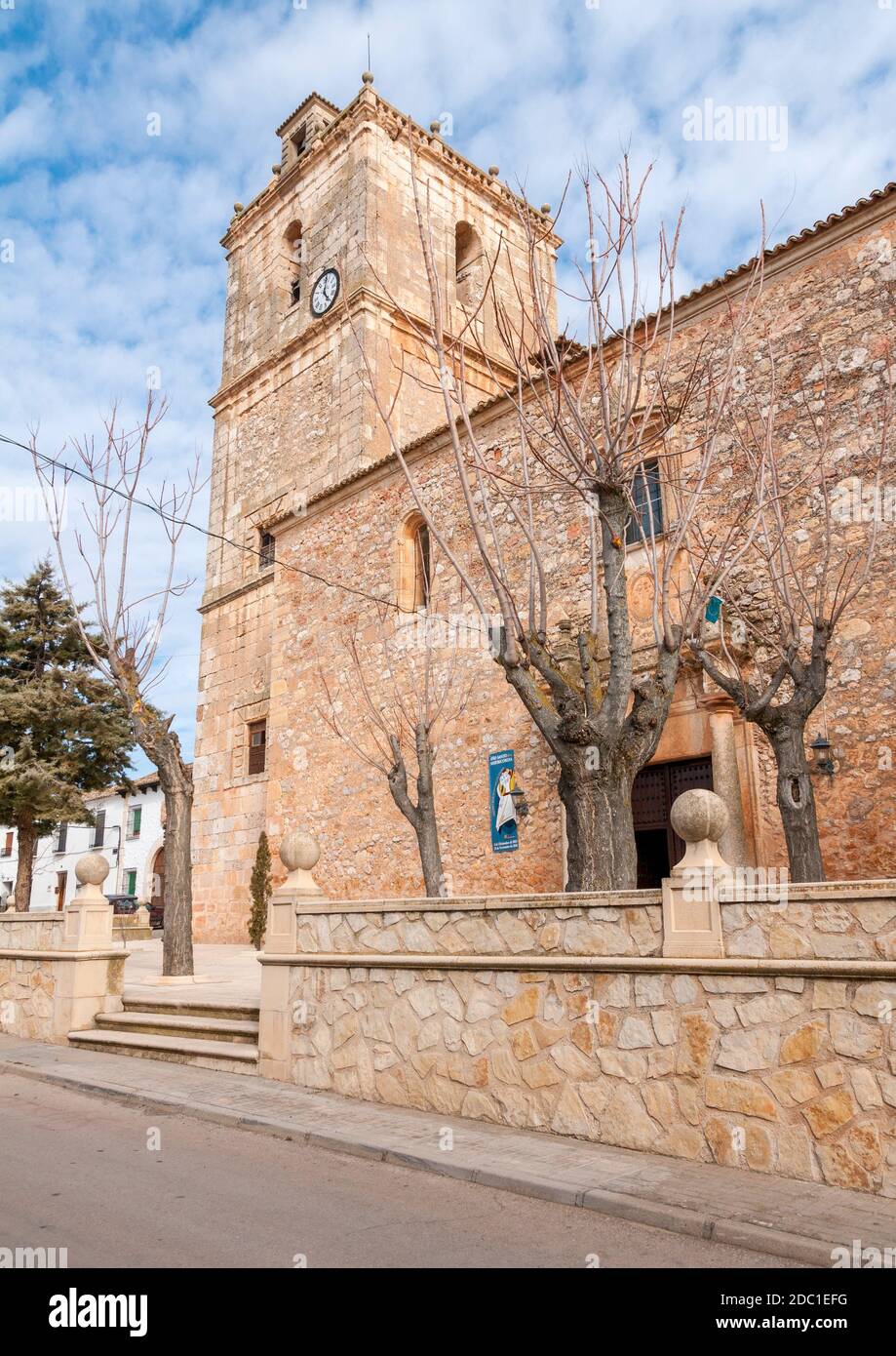 Iglesia de San Bernabé y San Bartolomé. Los Hinojosos. Provincia de Cuenca. Castilla la Mancha. España. Stock Photo