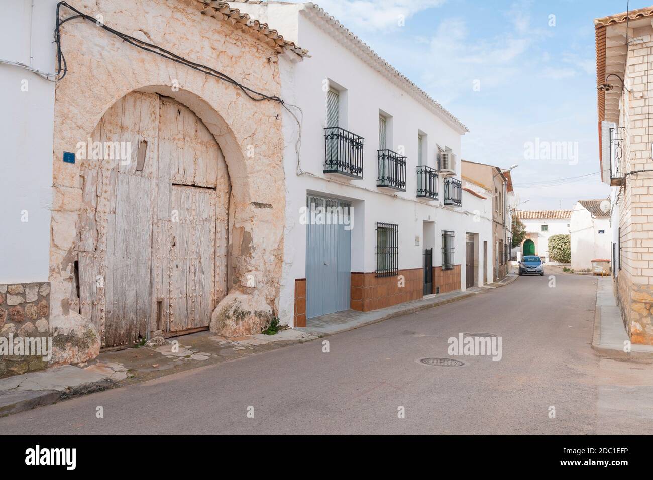Calle típica. Los Hinojosos. Provincia de Cuenca. Castilla la Mancha.  España Stock Photo - Alamy
